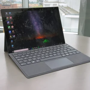 تبلت استوک مایکروسافت  Surface Pro 4  / 8GBRAM / 256SSD / i5  + کیبورد